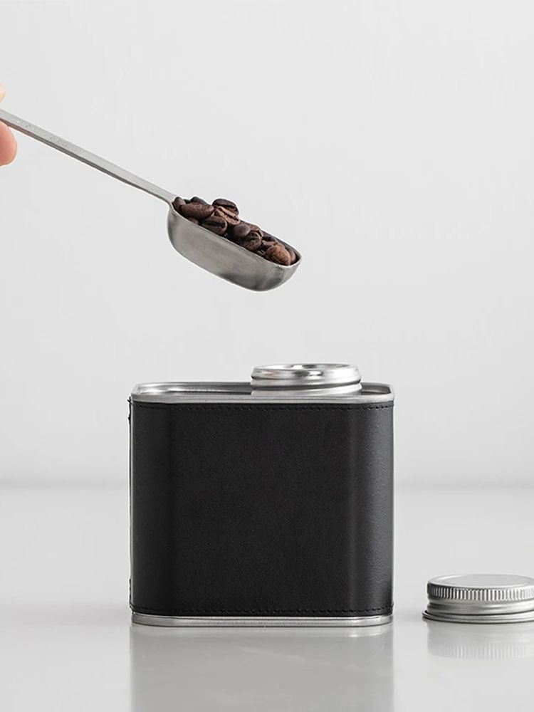 Latas herméticas de granos de  - Food Storage For Room reseña y precio
